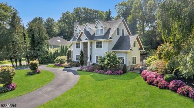 10 N Crane Rd, Mountain Lakes, NJ 07046