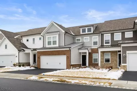 22 Doyle Dr, Florham Park, NJ 07932