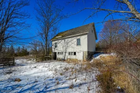131 Kingsland Rd, Boonton Twp, NJ 07005