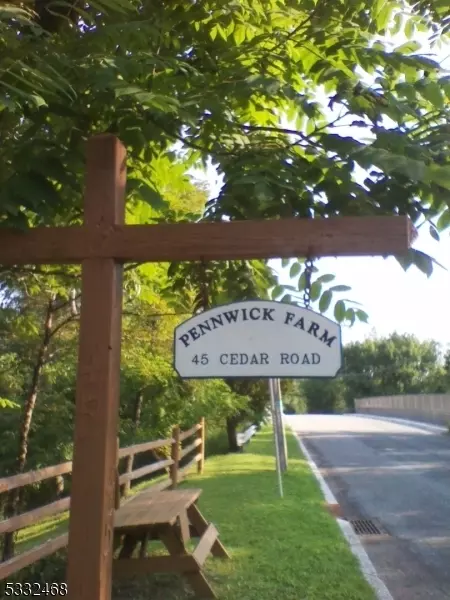 45 Cedar Rd, Whitehouse Station, NJ 08889