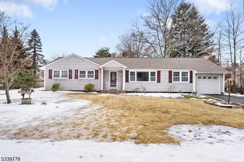 13 Sparton Ave, Parsippany-troy Hills Twp, NJ 07054