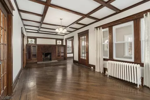 9 Christopher St, Dover, NJ 07801 photo 5