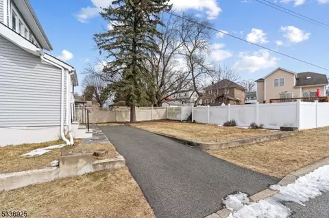 9 Christopher St, Dover, NJ 07801 photo 21