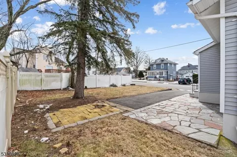 9 Christopher St, Dover, NJ 07801 photo 23