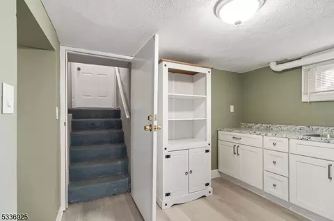 9 Christopher St, Dover, NJ 07801 photo 25