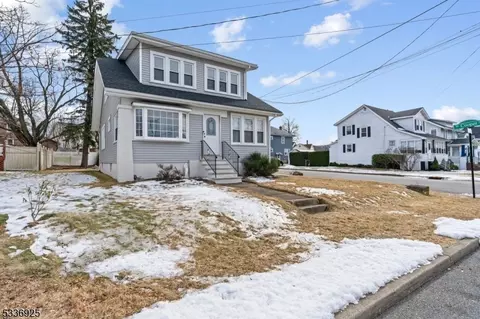 9 Christopher St, Dover, NJ 07801 photo 37