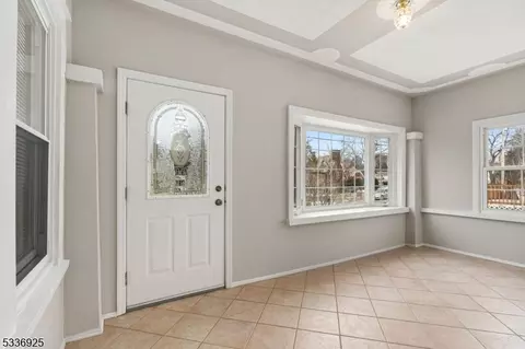 9 Christopher St, Dover, NJ 07801 photo 3
