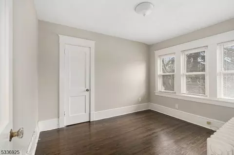 9 Christopher St, Dover, NJ 07801 photo 17