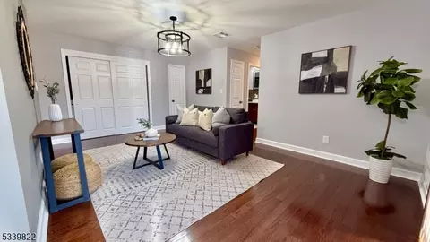 660 N Broad St #01, Elizabeth, NJ 07208