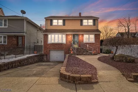 14 New Lawn Ave, Kearny, NJ 07032