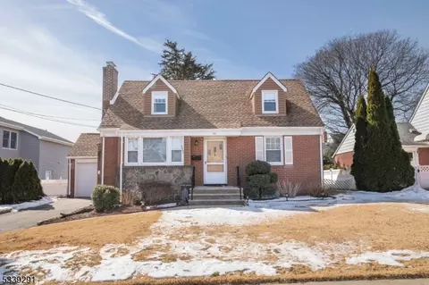 101 Greenlawn Ave, Clifton, NJ 07013