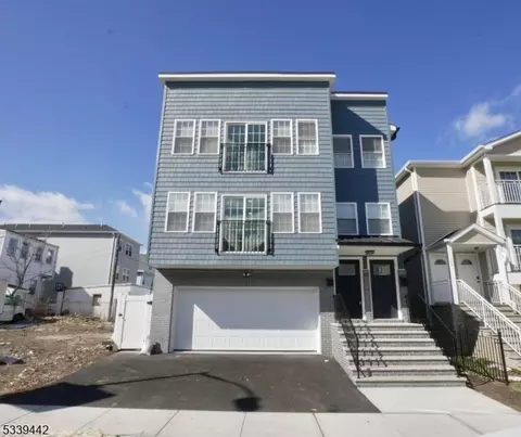 117 N 15th St, East Orange, NJ 07017