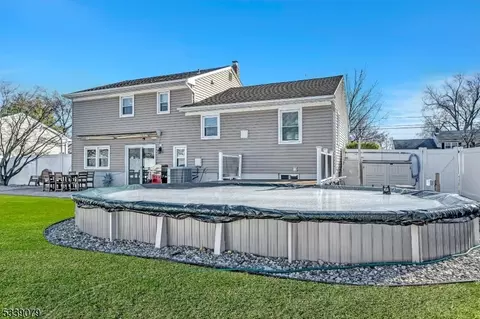 115 Howard Ave, Middlesex, NJ 08846 photo 27