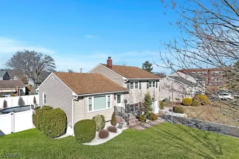 115 Howard Ave, Middlesex, NJ 08846 photo 31