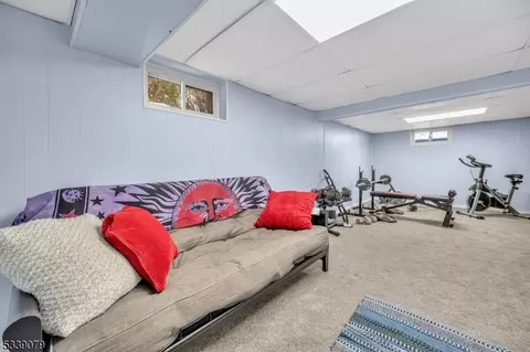 115 Howard Ave, Middlesex, NJ 08846 photo 21