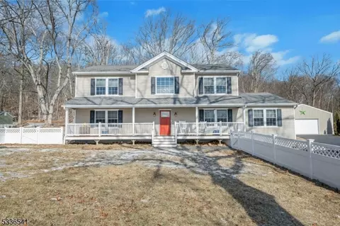 417 Janes Chapel Rd, Oxford, NJ 07863