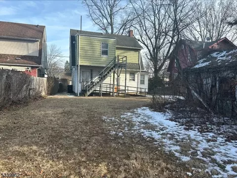 1277 E Front St, Plainfield, NJ 07062 photo 2