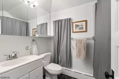 315 Sharp St, Hackettstown, NJ 07840 photo 16