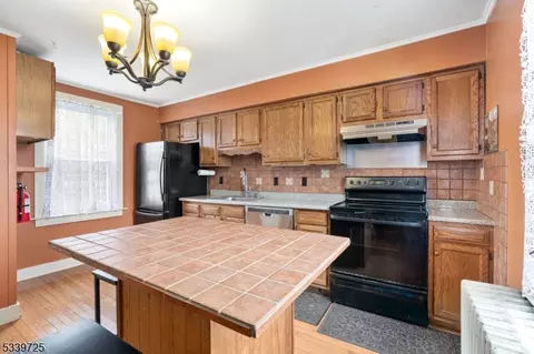 315 Sharp St, Hackettstown, NJ 07840 photo 8