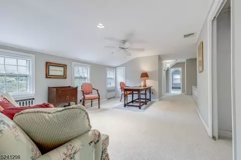 657 Hillside Ave, Mountainside, NJ 07092 photo 21