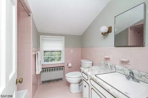 657 Hillside Ave, Mountainside, NJ 07092 photo 25