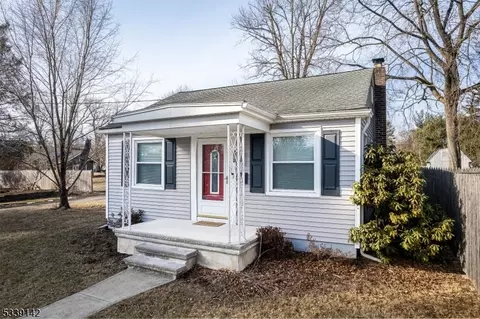 510 6th St, Belvidere, NJ 07823