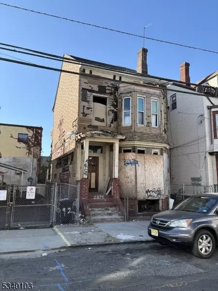 90 Madison St, Paterson, NJ 07501