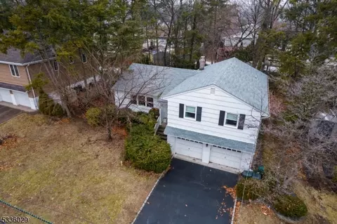 34-09 Barbara Pl, Fair Lawn, NJ 07410