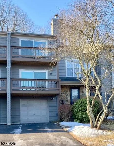 35 Chicopee Dr # C, Princeton, NJ 08540