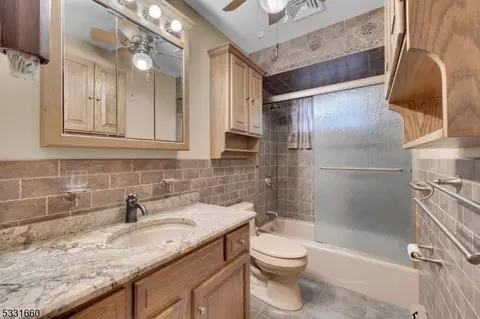 31 Beech St, Stanhope, NJ 07874 photo 17