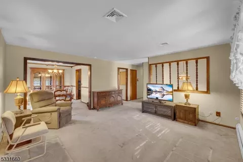 31 Beech St, Stanhope, NJ 07874 photo 7