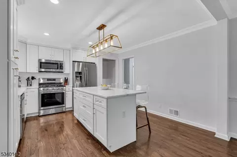 67 Beverly Rd, Springfield, NJ 07081 photo 18