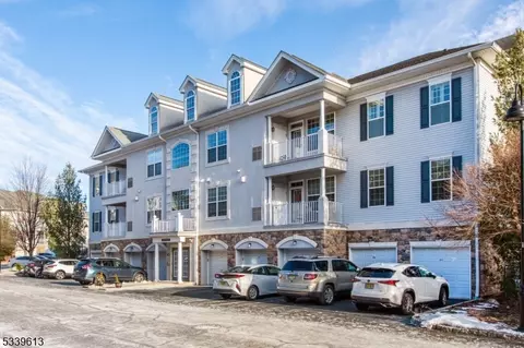 5 Cliff Rd #C2, Woodland Park, NJ 07424