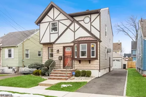 150 Butler Ave, Roselle Park, NJ 07204