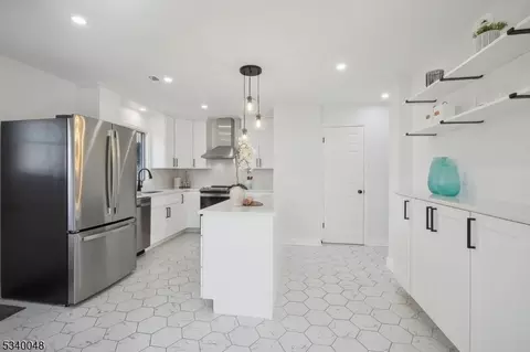 28 Morris Ave, Summit, NJ 07901 photo 4