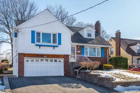 67 Rollins Ave, Clifton, NJ 07011