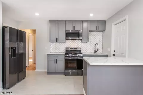 641-643 E 6th St, Plainfield, NJ 07060