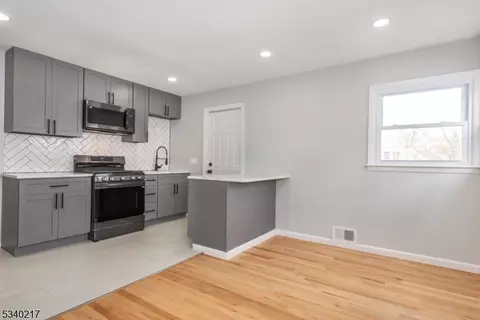 641-643 E 6th St, Plainfield, NJ 07060 photo 4