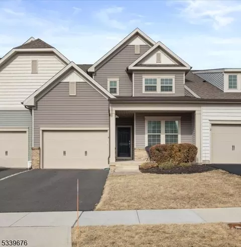 4 Harlan Rd, Flemington, NJ 08822