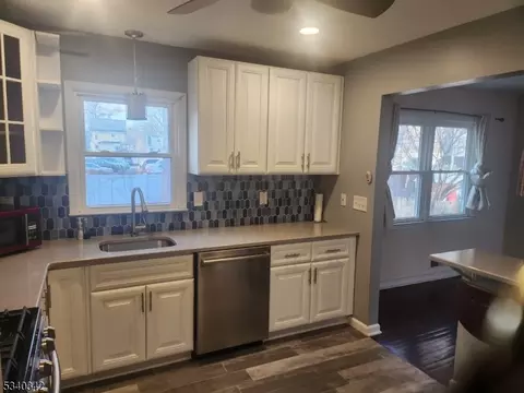36 Cedar Ct, Plainfield, NJ 07060 photo 6
