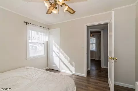 8 Phelan Ct, Wanaque Boro, NJ 07420 photo 15