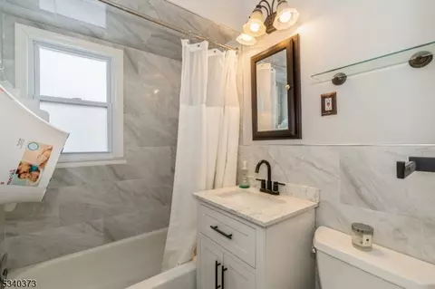 8 Phelan Ct, Wanaque Boro, NJ 07420 photo 18