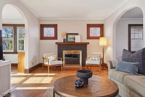 49 Hudson Ave, Maplewood, NJ 07040