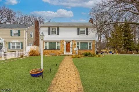 580 Schuyler Way, Union, NJ 07083
