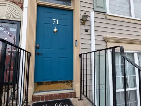 71 Howard St, Newark, NJ 07103