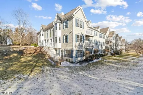 108 Arbor Way, Branchburg, NJ 08876