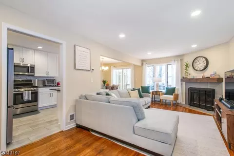9 Hansen Pl #9, Wayne, NJ 07470 photo 7