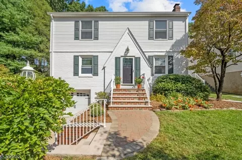 10 Cypress Rd, Chatham Twp, NJ 07928