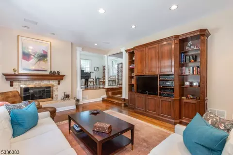 43 Horizon Dr, Wayne, NJ 07470 photo 18