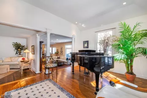 43 Horizon Dr, Wayne, NJ 07470 photo 15